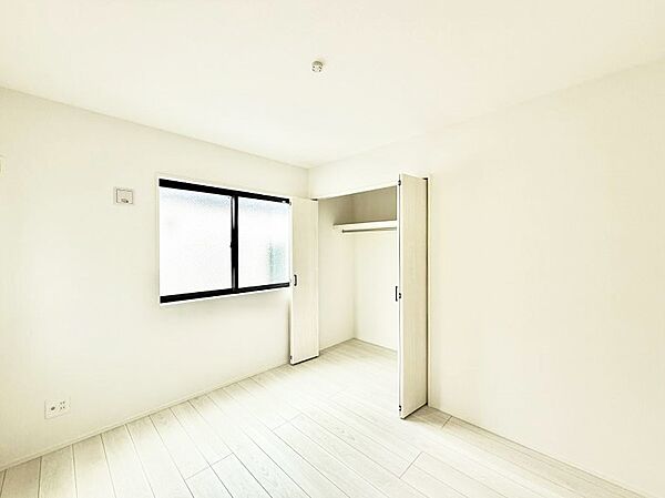 3号棟  ■落ち着いた色合いのお部屋で穏やかな時間を楽しめます