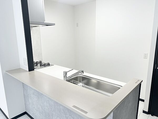 ■シンプルで機能的、毎日使いやすいキッチン