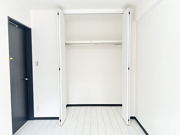 ■静かな洋室で読書や趣味に集中できる場所