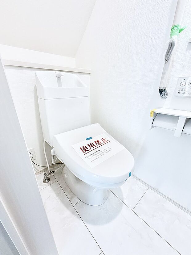 E号棟 ■毎日使う場所だからこそ、清潔感溢れる空間