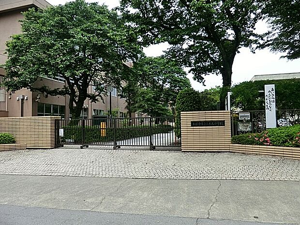 小学校 68m 相模原市立二本松小学校