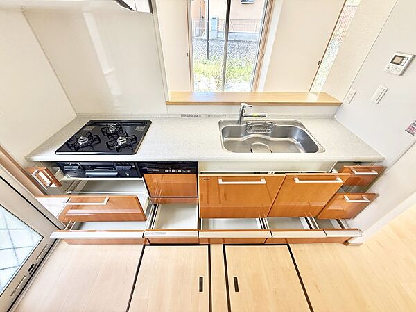 ■料理がもっと楽しくなる、快適なキッチン空間