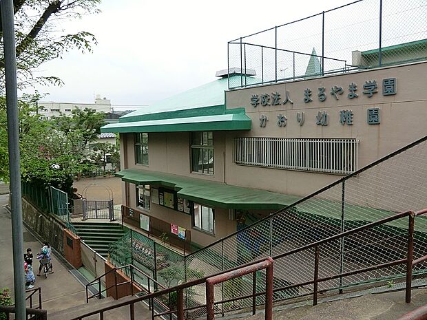 幼稚園・保育園 1000m 幼保連携型認定こども園かおり幼稚園