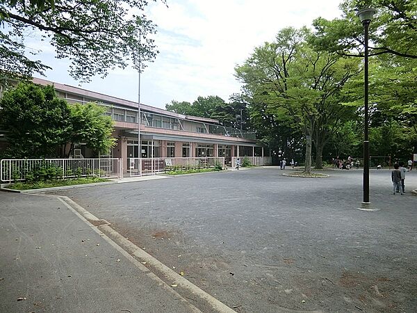 幼稚園・保育園 270m 高風保育園