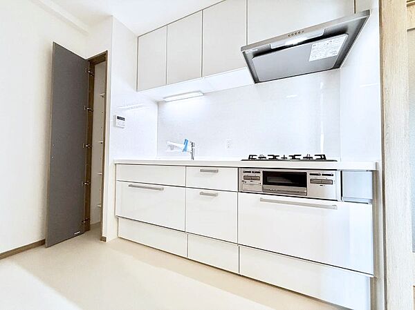 ■シンプルで美しく心地よい時間を生むキッチン空間