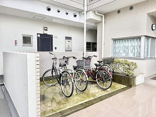 ■きちんと整備された駐輪場で、自転車の保管も安心です