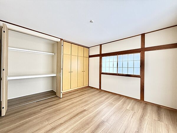 ■落ち着いた色合いのお部屋で穏やかな時間を楽しめます