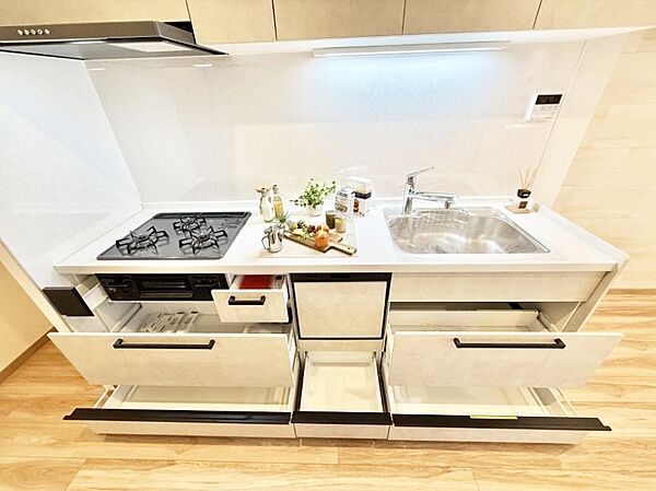 ■料理がもっと楽しくなる、快適なキッチン空間