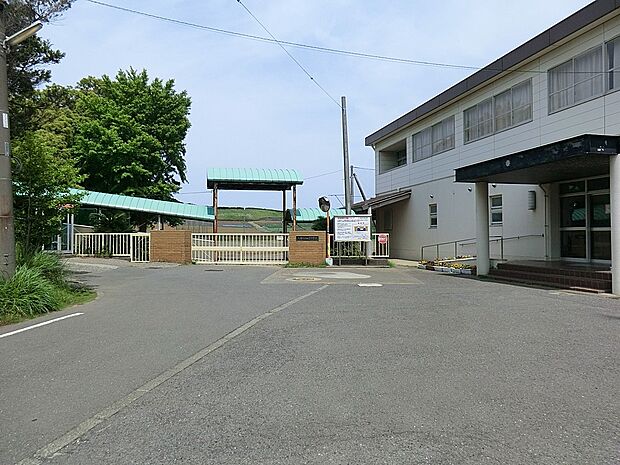 その他環境写真 1200m 三浦市立初声中学校