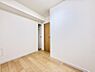 室内：■落ち着いた色合いのお部屋で穏やかな時間を楽しめます