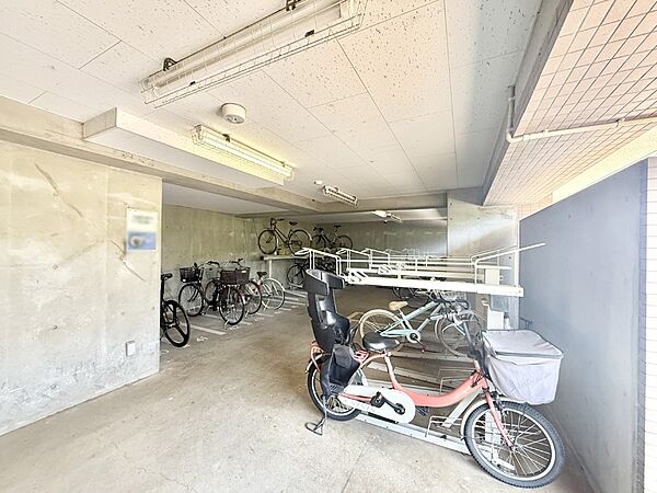 ■きちんと整備された駐輪場で、自転車の保管も安心です