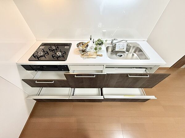 ■家族の絆を深める、温もりのあるキッチン