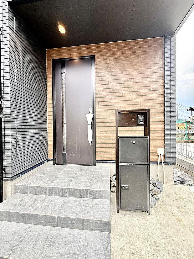1号棟 ■ 帰るたびにホッとする、安心感のある佇まい