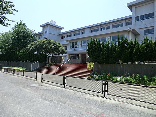 中学校 1200m 横須賀市立神明中学校