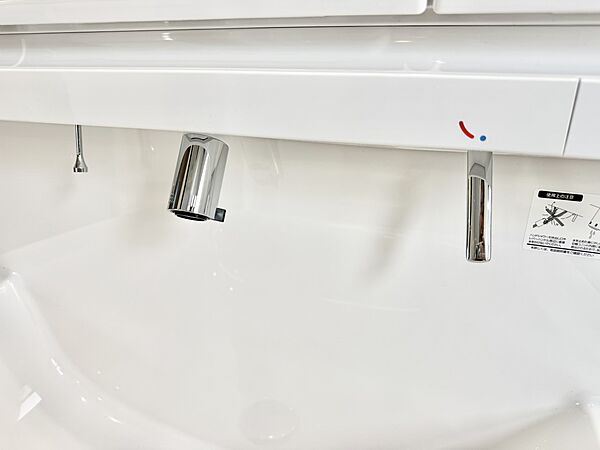 ■手洗いや顔を洗う時も快適に使える便利なシャワー