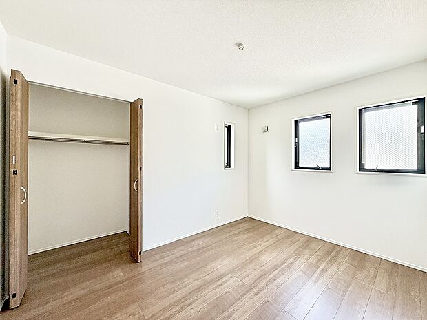 4号棟 ■清潔感あふれるお部屋で毎日を快適に過ごせます