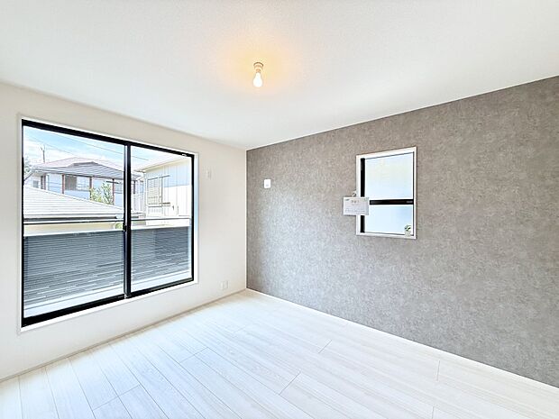 1号棟 ■落ち着いた色合いのお部屋で穏やかな時間を楽しめます