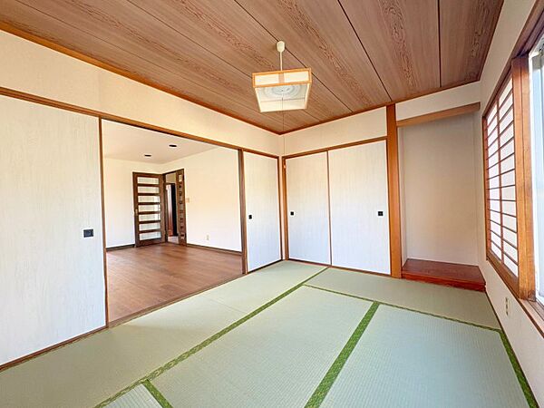 ■心地よさ、豊かさを感じる和室！