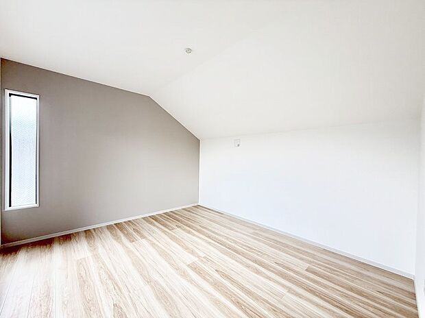 1号棟 ■落ち着いた色合いのお部屋で穏やかな時間を楽しめます
