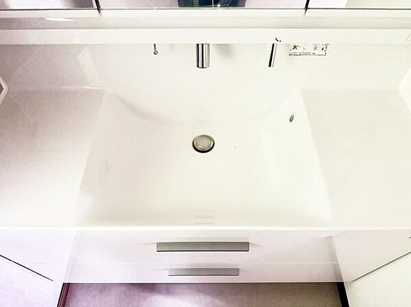 ■手洗いや顔を洗う時も快適に使える便利なシャワー