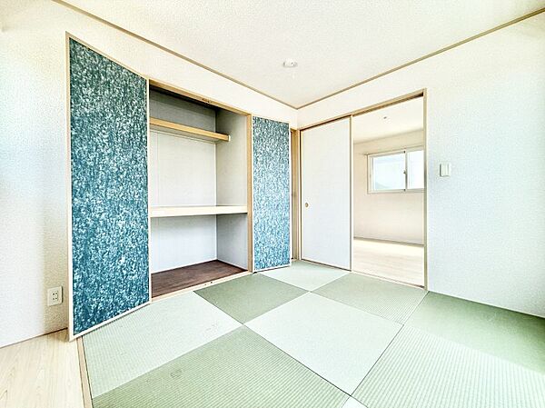 ■落ち着いた雰囲気のお部屋で心が安らぐ空間