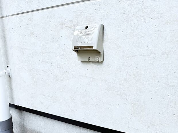 ■屋外に電源コンセントがあれば、高圧洗浄機で窓や外壁を掃除するなど便利です。
