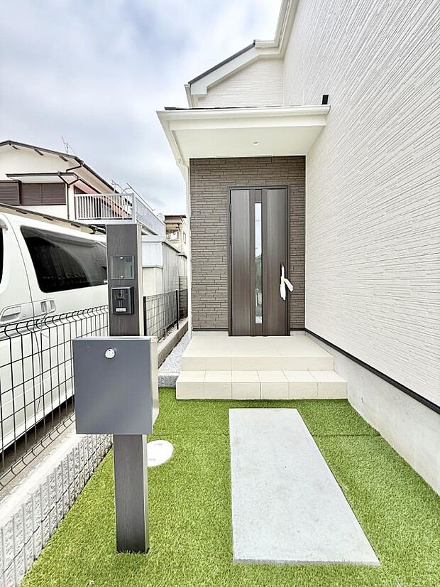 A号棟 ■ 心地よい暮らしへとつながる、温かい玄関