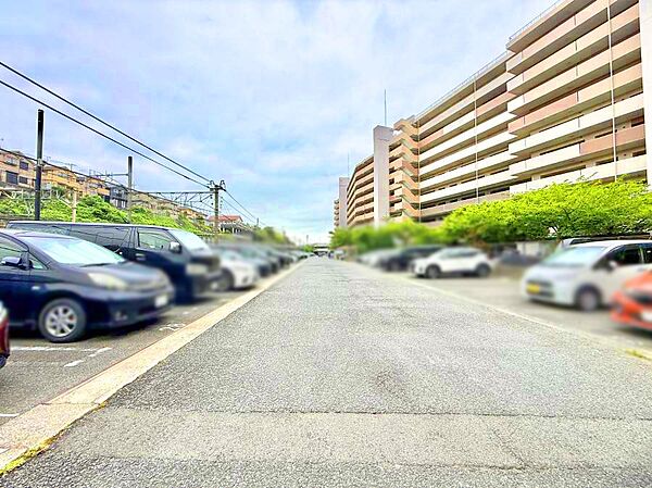 ■自転車を使うご家族にも安心の駐輪スペースを敷地内にご用意