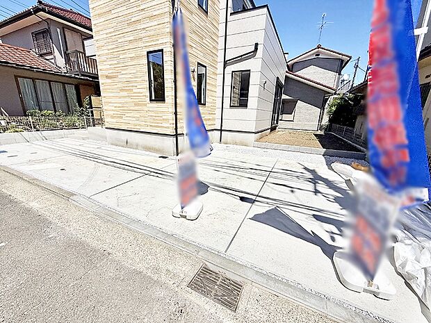 1号棟 ■お客様にも対応できる駐車場