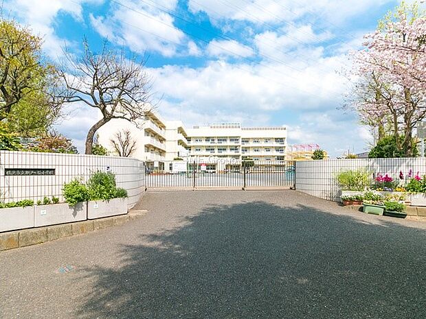 小学校 800m 横浜市立瀬戸ヶ谷小学校