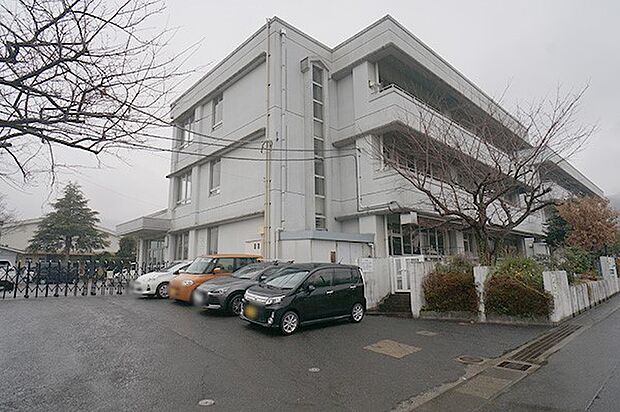 小学校 800m 小田原市立下曽我小学校