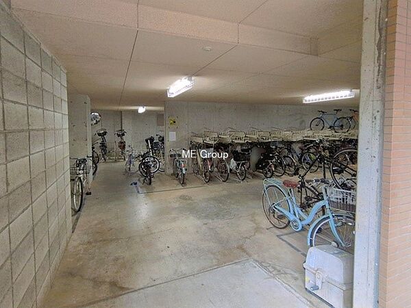 ■自転車を使うご家族にも安心の駐輪スペースを敷地内にご用意