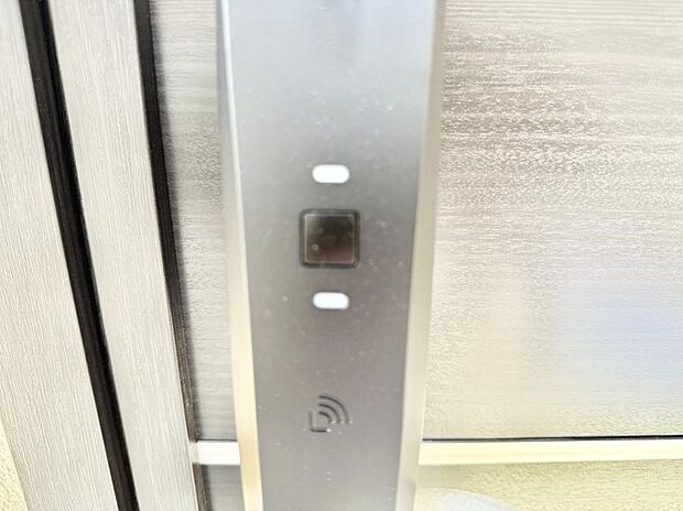 ■鍵を取り出さずに便利に操作できて快適