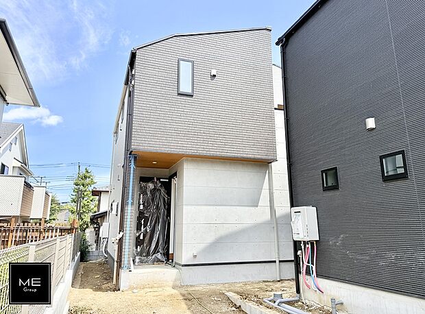 B号棟  ■家族みんなが笑顔で過ごせる、安心感のある住まい