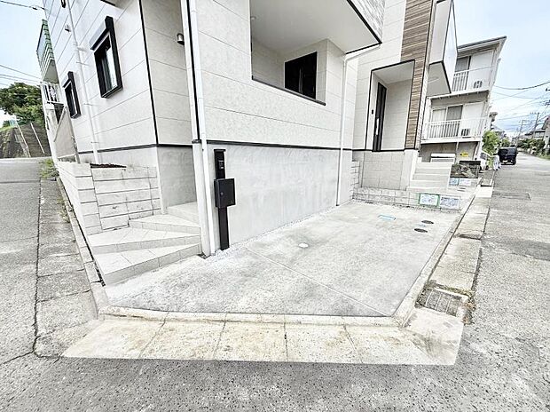 2号棟  ■自宅にカースペースがあると助かります