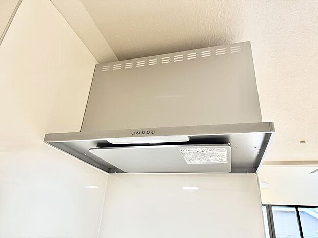 ■調理時の蒸気や匂いが換気扇に誘導され、効率的に排煙ができます。