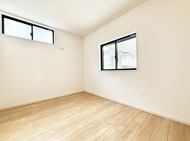 1号棟  ■落ち着いた色合いのお部屋で穏やかな時間を楽しめます