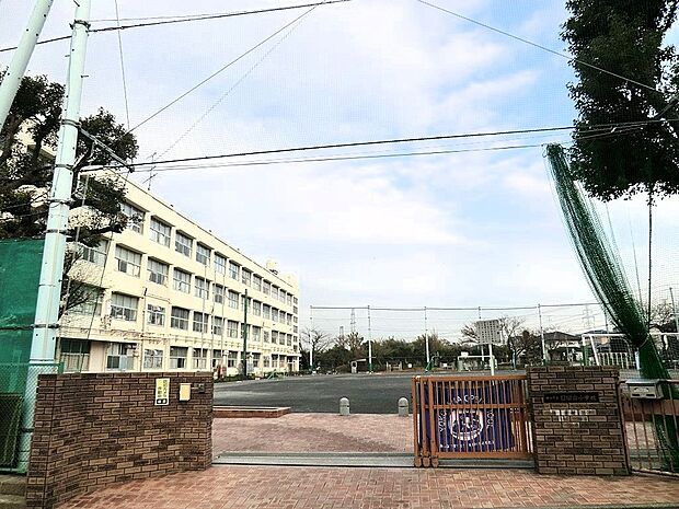 小学校 600m 横浜市立日限山小学校