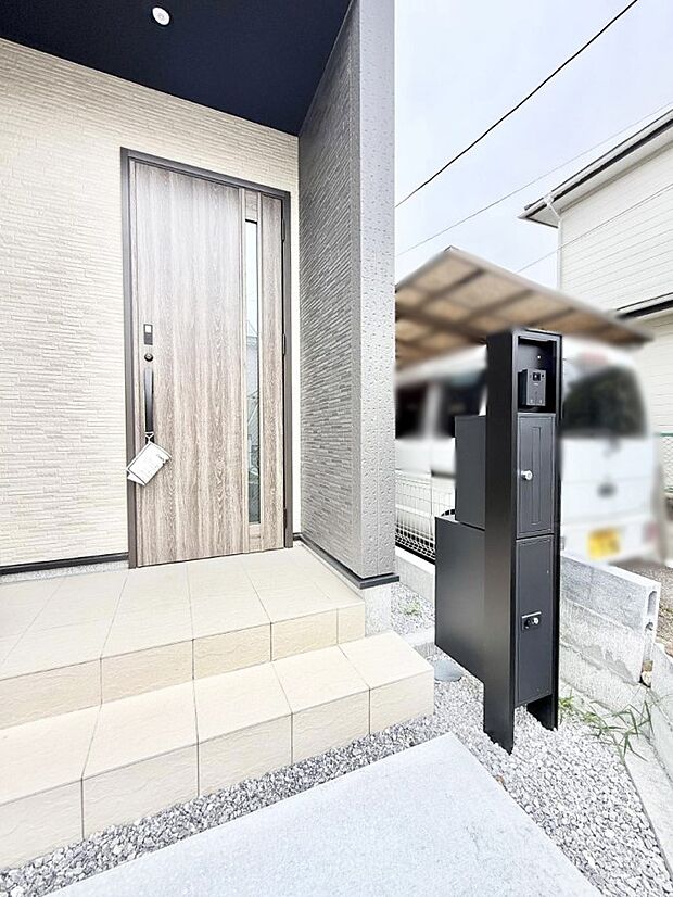 1号棟 ■ シンプルで美しく、住まいの第一印象を彩る玄関です