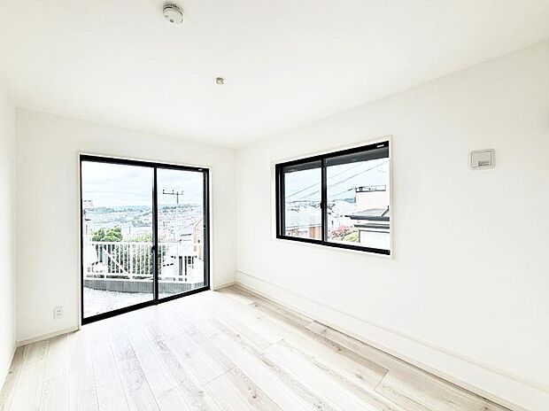 A号棟  ■落ち着いた色合いのお部屋で穏やかな時間を楽しめます
