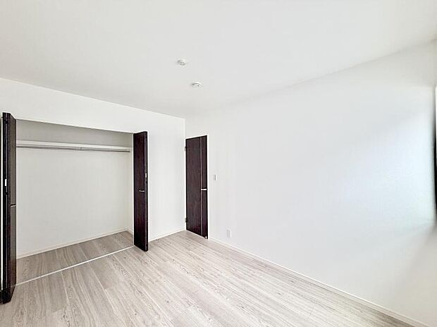 B号棟 ■落ち着いた雰囲気のお部屋で心が安らぐ空間