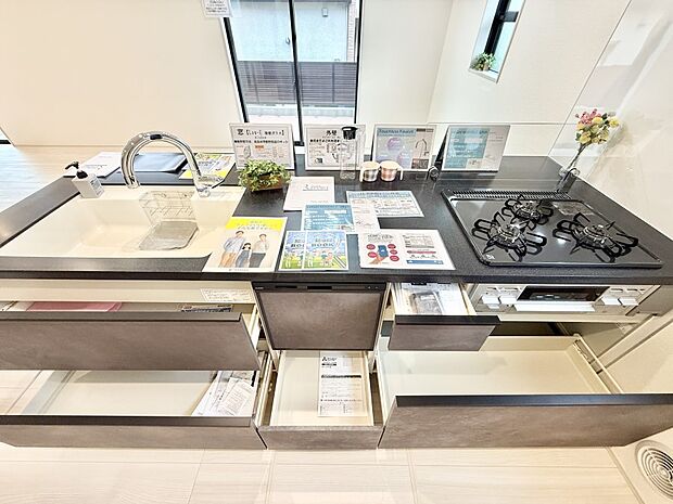1号棟 ■料理がもっと楽しくなる、快適なキッチン空間