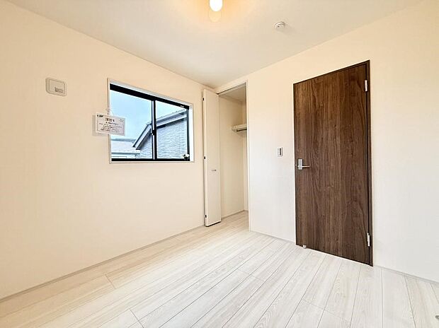 1号棟 ■窓の配置や通気性の良い設計で部屋の空気がこもらず、常に新鮮な空気が流れます
