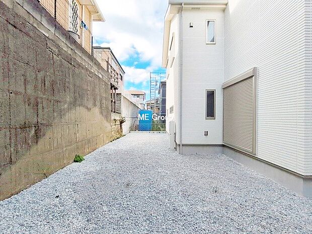 1号棟 ■暮らしに潤いを与える、緑が取り入れられた住まいです