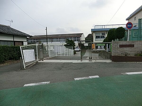 小学校 400m 横浜市立南本宿小学校
