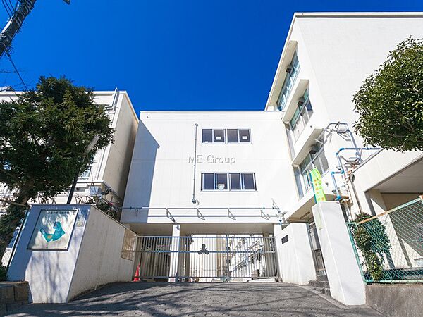 小学校 700m 横浜市立柏尾小学校