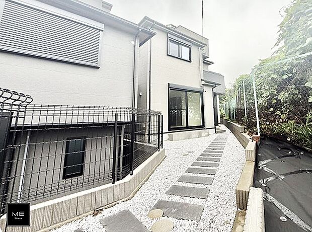 B号棟 ■家族みんなが笑顔で過ごせる、安心感のある住まい
