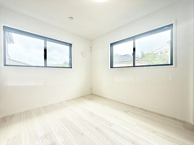 B号棟 ■落ち着いた色合いのお部屋で穏やかな時間を楽しめます
