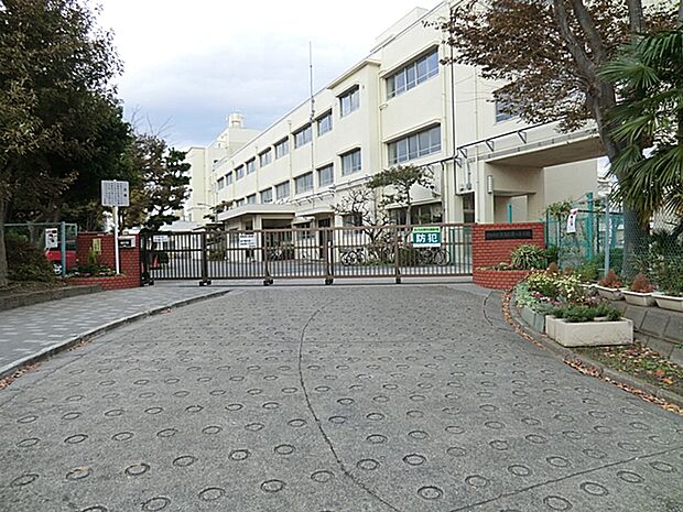 小学校 360m 横浜市立港南台第一小学校
