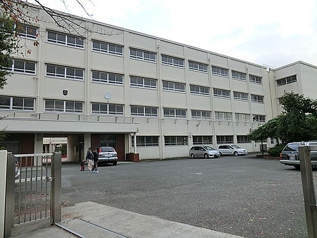 中学校 220m 横浜市立港南台第一中学校
